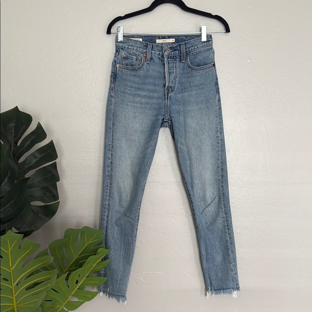 Levi’s wedge jeans with raw hem